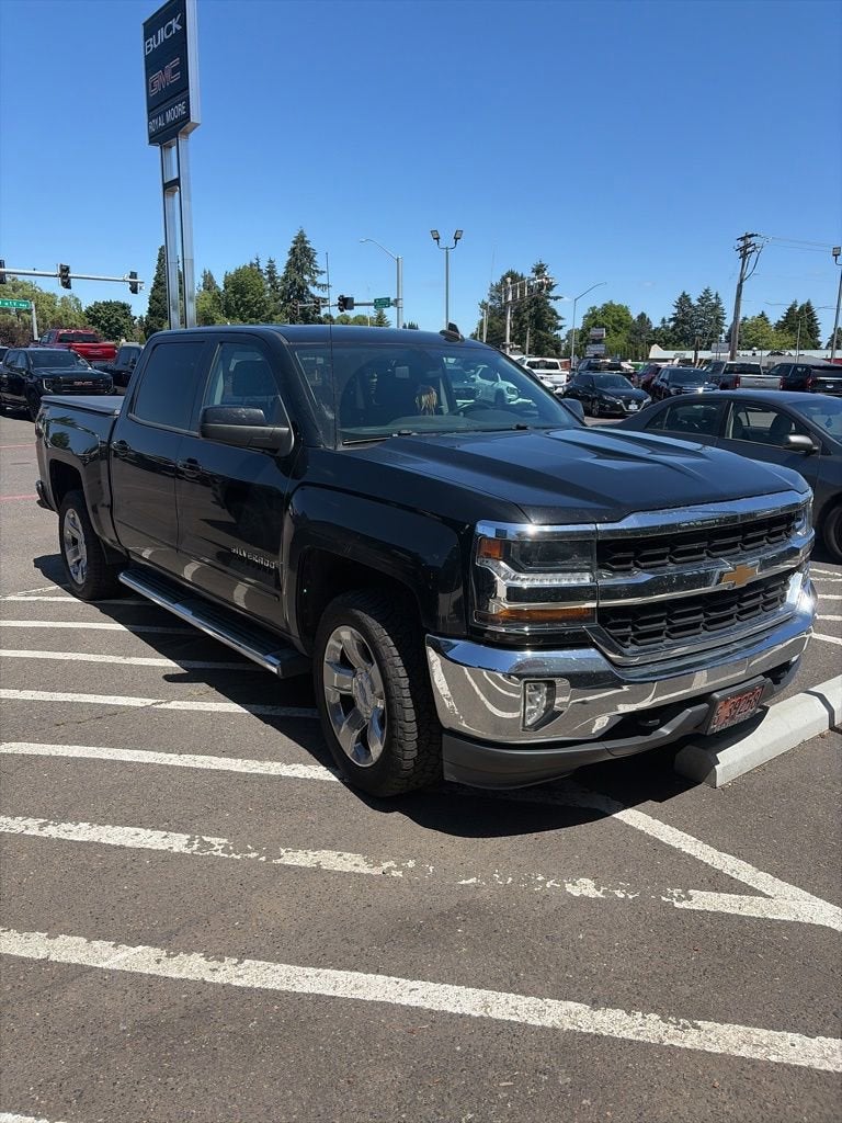chevrolet silverado 1500 2017 3GCUKRER5HG423672 image chevrolet silverado 1500 2017 3GCUKRER5HG423672 image